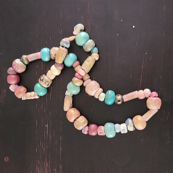 Unique Multi Color Beaded Necklace - Picture 4 of 6